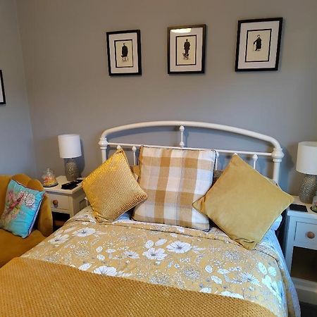 Rooms By The River At Glan Aber Cynwyd ภายนอก รูปภาพ