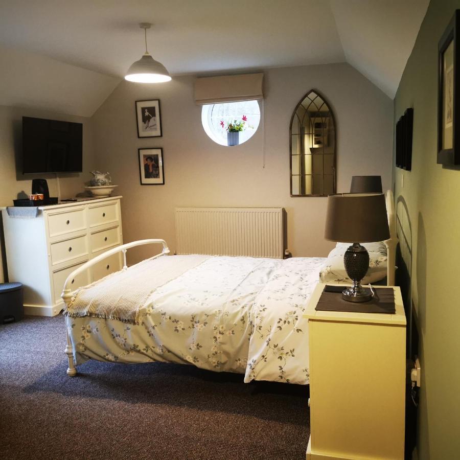 Rooms By The River At Glan Aber Cynwyd ภายนอก รูปภาพ