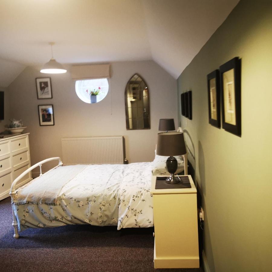 Rooms By The River At Glan Aber Cynwyd ภายนอก รูปภาพ